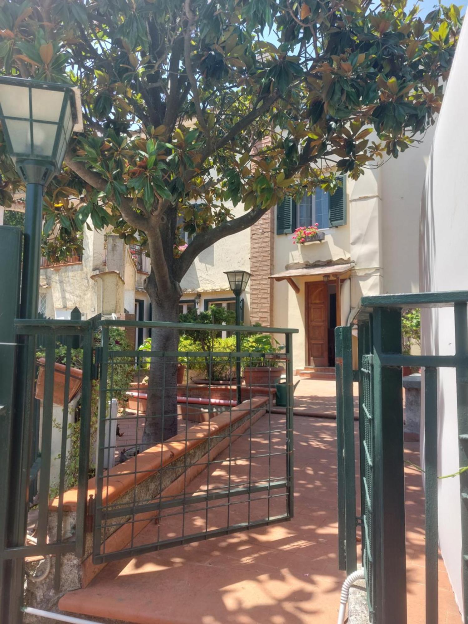 Apartament La Magnolia Locazione Breve Cava deʼ Tirreni Zewnętrze zdjęcie